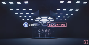 Globe BLACKPINK Reinvent your world 1