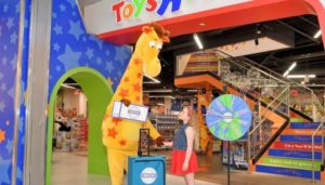 toys"r"us-latest-marketing-campaign-takes-mascot-geoffrey-on-a-world-tour