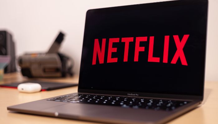 Netflix lays off 300 staffers amidst falling revenue growth