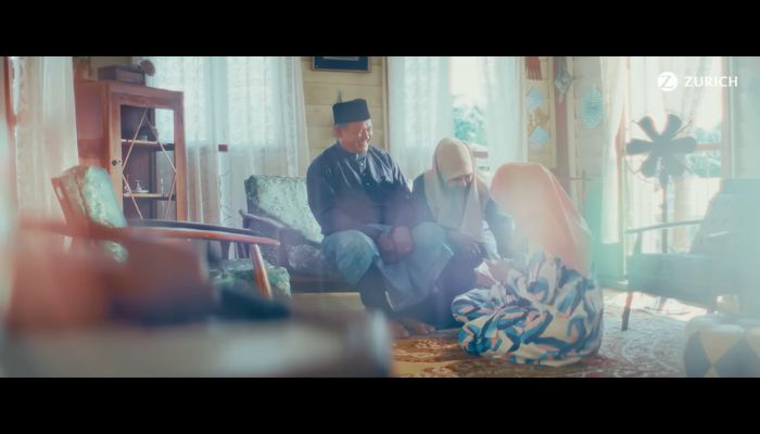 Insurance provider Zurich moves tears in ad for Raya centred on loss and belonging