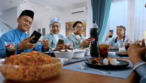 Pepsi motivates all to reconnect this Raya via challenge that incentivises hours spent offline