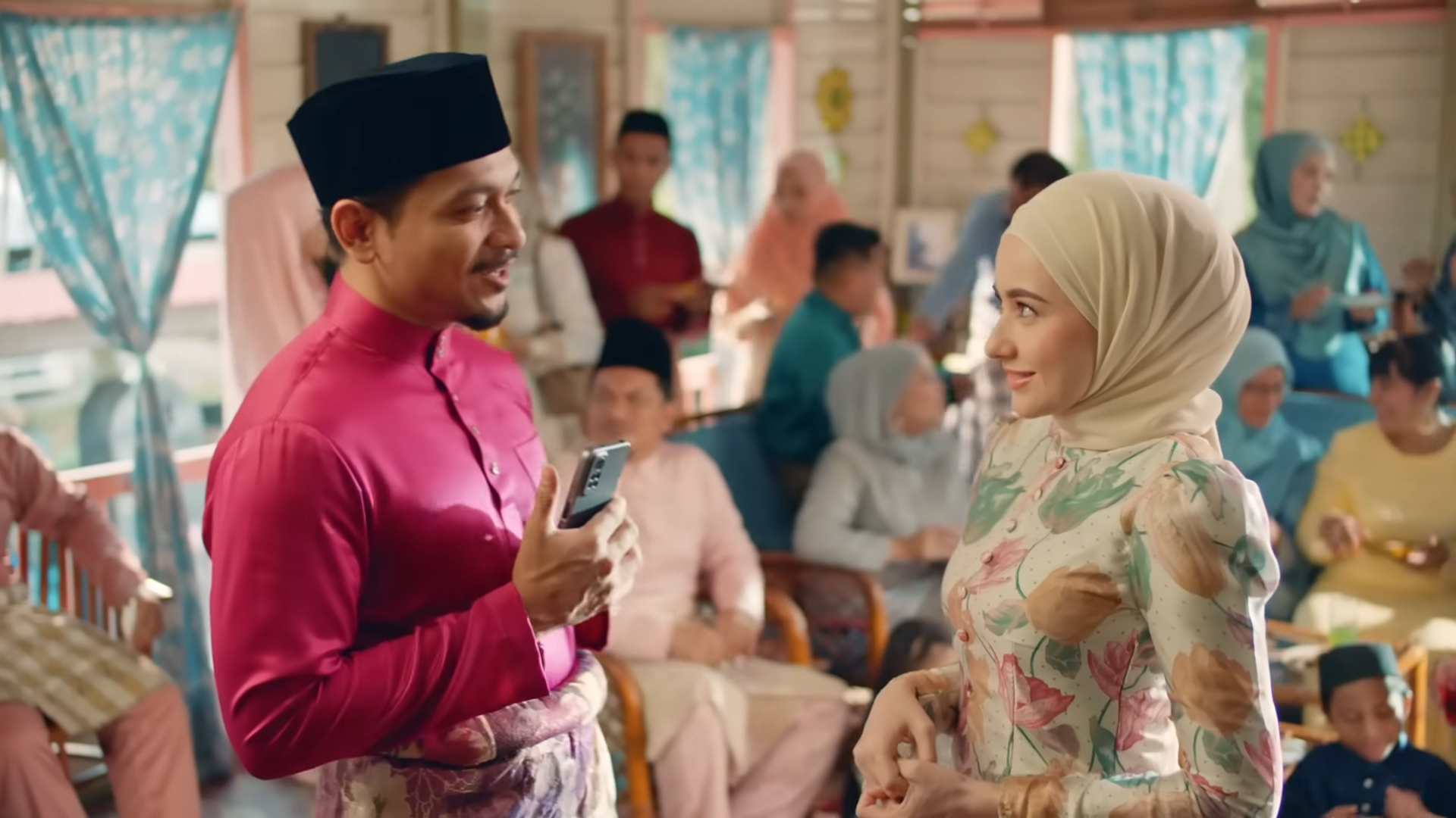 Malaysian local clothing line Bulan Bintang releases maiden brand film for Raya via MBCS