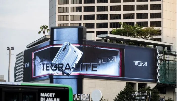 TUMI literally breaks barriers in new hyperrealistic OOH campaign for TEGRA-LITE