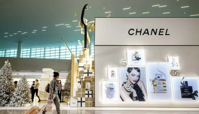 Chanel and Shinsegae Duty Free collaborate to launch holiday themed megapodium