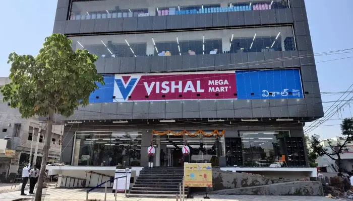 Vishal Mega Mart Aligarh - Shopping Malls in Aligarh, Uttar Pradesh  -walk2mall.com