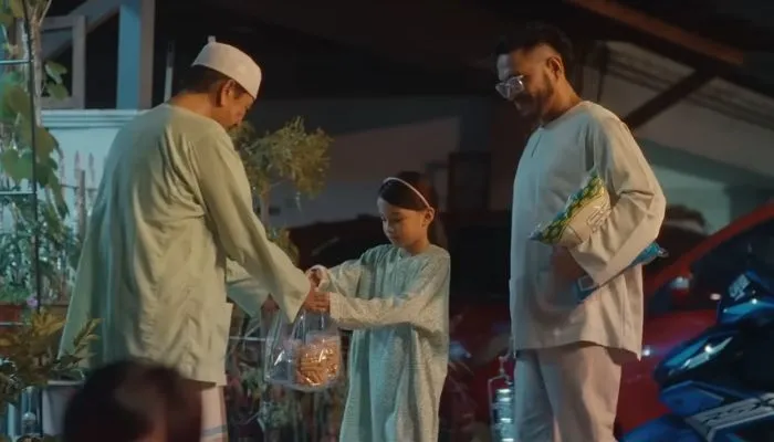 Petron Malaysia’s tear-jerking Raya film sheds light on family struggles after divorce