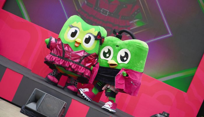 Duolingo, Tokopedia team up for fun-filled collab featuring mascots Duo and Toped
