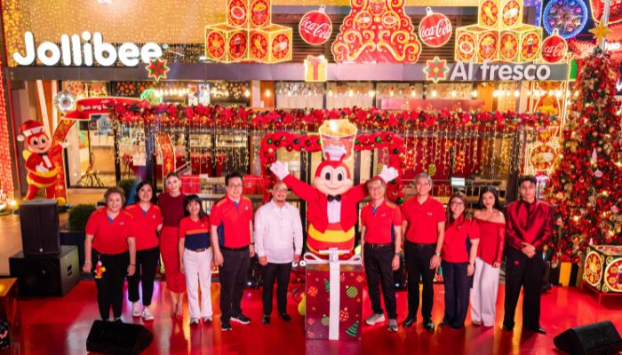 Jollibee lights up 300 stores nationwide