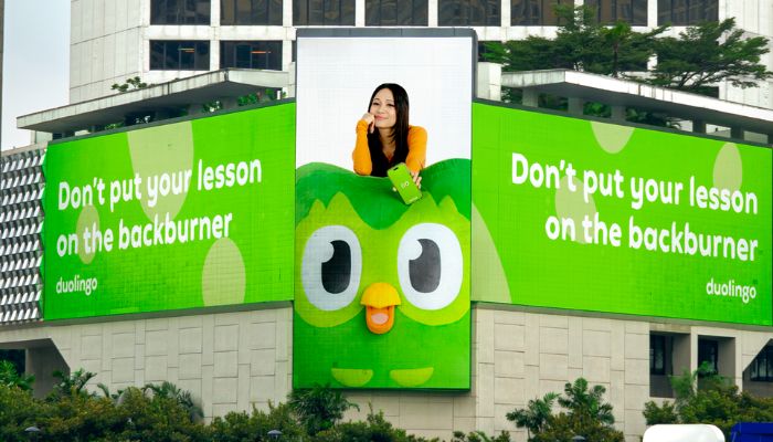 NIKI Duolingo Backburner music campaign